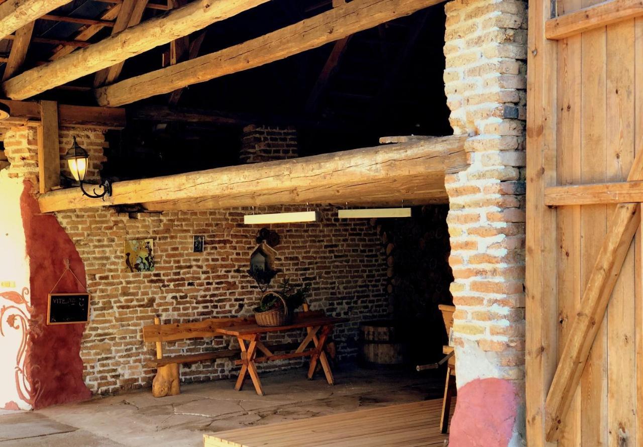 Safar Residence Hrachoviste Extérieur photo